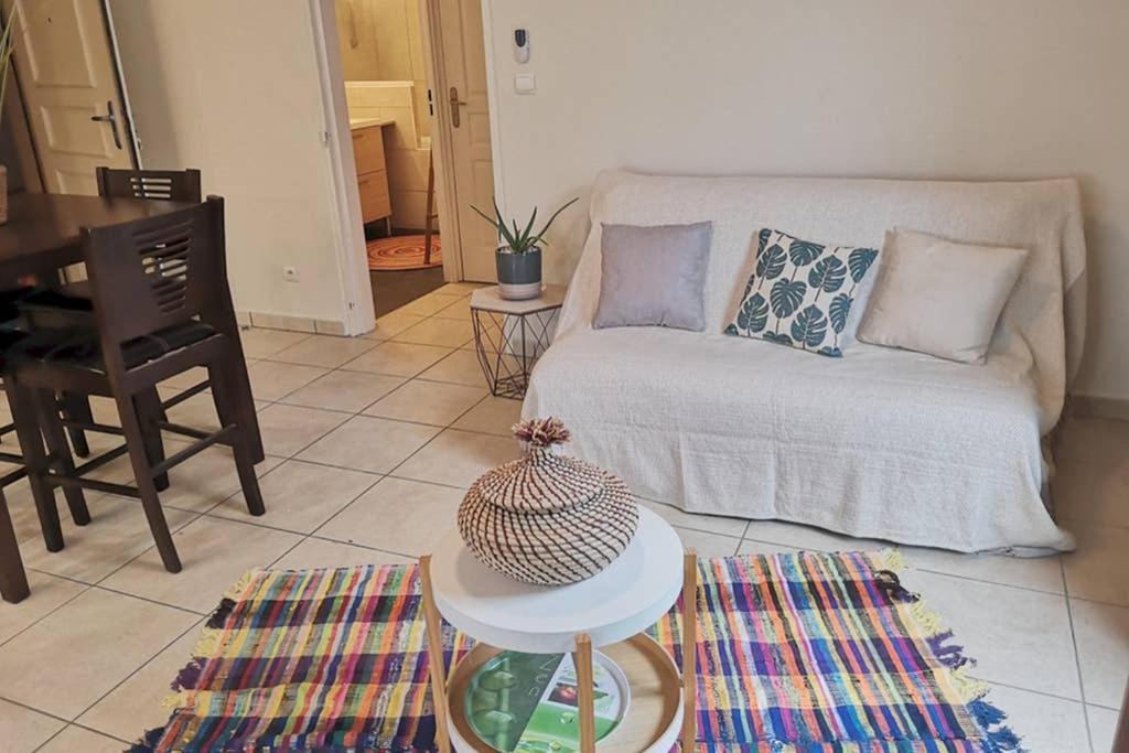 Bel Appartement Avec Terrasse Proche Des Plages Saint-Gilles-les Bains Dış mekan fotoğraf